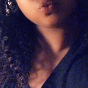 Meet your Posher, Imani